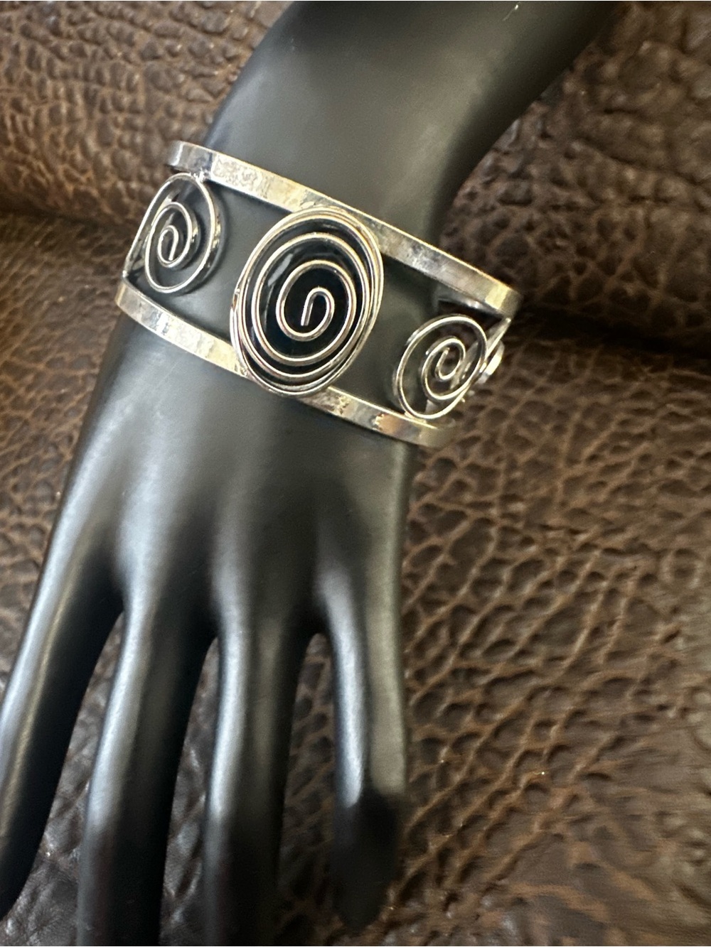 Silver Spiral Open Cuff Bracelet - Women's Fashion Jewelry